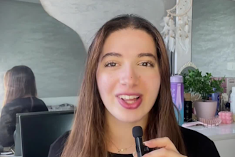 be your bilingual virtual assistant
