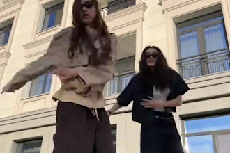 do tik tok dance, dance video, tiktok dance video, challenge, group dance