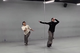 do viral tik tok dance video, dance chorography, hip hop dance, group dance