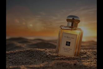 design scroll stopping ai product photography for your brand