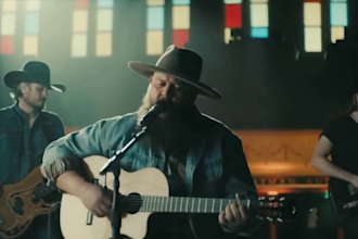 male country singer, country rock, guitar, folk, pop singer