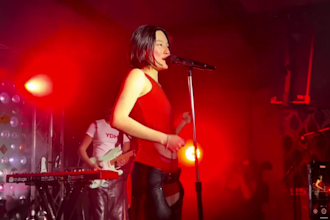 record captivating female alternative pop, indie pop and electropop vocals