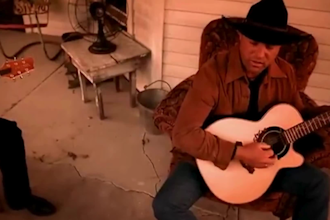 craft powerful emotional country music, male vocals, acoustic