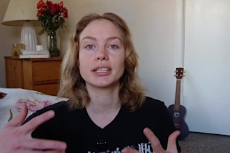 female spokesperson testimonial spokesperson video human ugc videos
