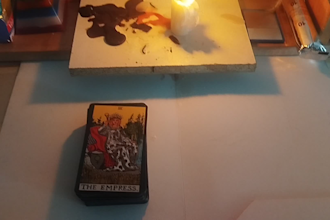 do an intuitive tarot reading of any aspect of your life