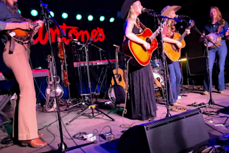be your female cowgirl duet singer, songwriter and guitarist