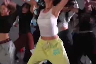 create tik tok dance, twerk dance, and choreography