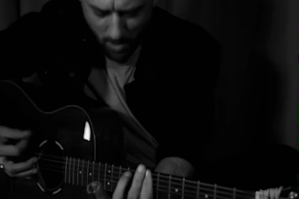 teach an oringinal funky 12 bar blues idea in the key of c