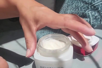 be your spanish ugc creator for beauty and skincare video ads