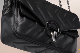 create cinematic 3d bag animation, 3d product animation and 3d bag design