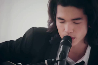 record indie pop bedroom classical theatre music singer