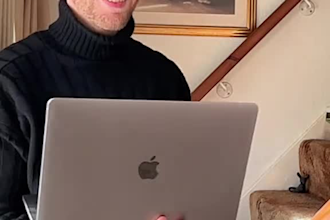 ugc creator testimonial videos tiktok ad for business finance trading app crypto
