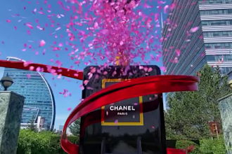 photorealistic 3d billboard animation cgi animation 3d cgi product animation
