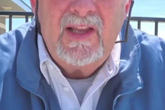 engaging senior male spokesperson human ugc video review male testimonial selfie
