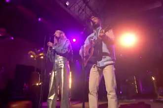 sing heartfelt male and female pop, nederpop, acoustic pop and soft pop vocals