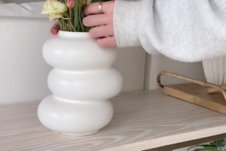 scroll stopping ugc, unboxing video, home decore video, furniture assemble