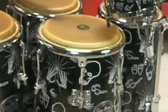 play professional percussion afrolatin flamenco bongos congas