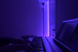 teach online guitar and piano lessons