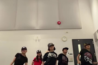 do a tiktok dance video, shuffle dance, twerk dance, line choreography dancer