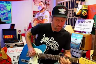 be your studio session electric and acoustic guitar player for solo and rhythm