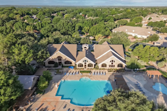 do professional drone property listing and real estate video