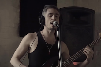 record a perfect bassline for you song