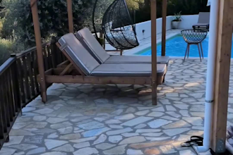 create engaging travel and accommodation videos