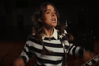sing rock pop punk alternative rock and pop with powerful vocal
