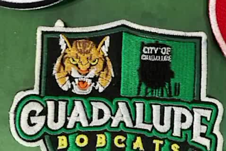 do custom embroidery patches,digitizing and ship at door step