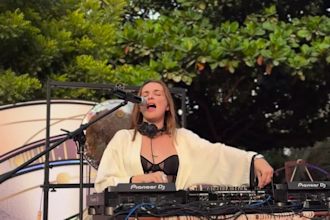 be your female singer, writing vocal melodies, and lyrics for your tracks