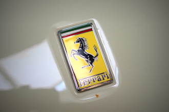 do professional photography for cars products and your brand