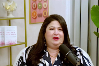 female spokesperson ugc video testimonial spokesperson  video vsl  actress