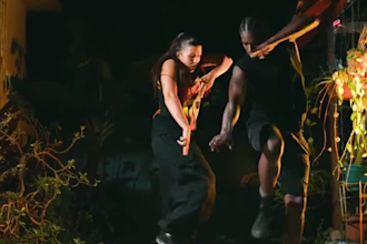 do viral tik tok dance video, group dance challenge, tik tok choreography dancer