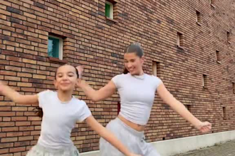 create viral tiktok dance vidoes,instagram reels and music promotion videos