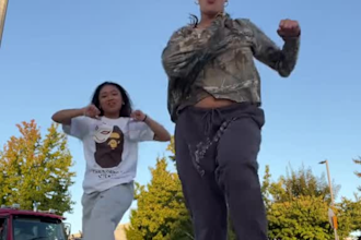 do a viral tiktok dance video challenge dance group dance tik tok video dance