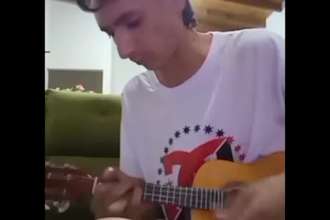 teach you guitar or brazilian cavaquinho live via zoom