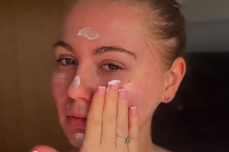 create beauty ugc videos, beauty spokesperson ugc ads for your brand or product