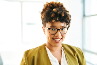be ur spokesperson course presenter, educational video, corporate video using ai