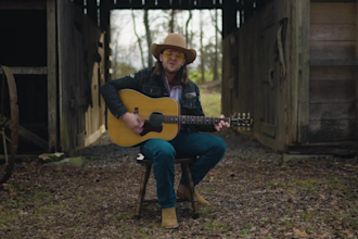 be your country ballad singer country pop music producer, male singer songwriter