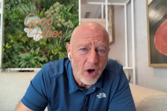 record senior male spokesperson video testimonial ugc ads selfie video product
