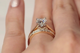 create aesthetic ugc jewelry videos and product photos