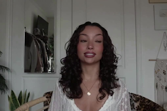 be your spokesman senior female actor video presenter testimonial ugc review