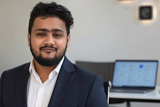 customize zoho CRM, automate workflows and set up pipelines