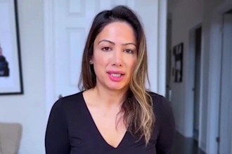 be female spokesperson testimonial video ugc creator
