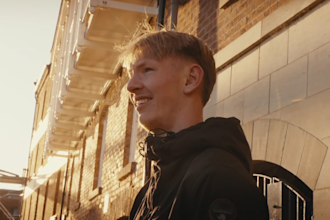 do pro video colour grading with davinci resolve