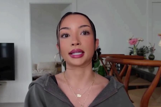 be your professional female spokesperson and ugc video creator