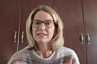 be your senior female spokesperson ugc testimonial video video review