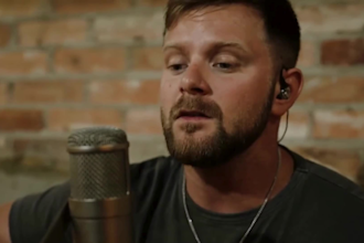 male country singer, male singer, gospel choir, folk, metal vocals