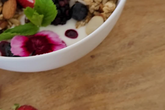 create a simple, healthy and budget friendly meal plan