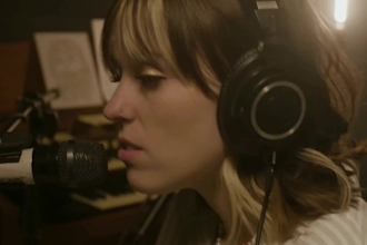 sing your indie pop, alt pop and acoustic pop with emotional female vocals